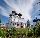 Паломническая служба Свято-Успенского Трифонова монастыря приглашает на обзорные экскурсии по храмам