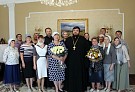 Заведующую складом Вятской Епархии Ирину Витальевну Стародубцеву коллектив поздравил с юбилеем