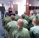 Состоялась встреча священника Воинского отдела Вятской Епархии с военнослужащими 