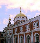 Торжественное богослужение в Христорождественском женском монастыре города Слободского