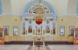 Митрополит Марк освятил новые иконы для Никольского храма Великорецкого подворья Трифонова монастыря