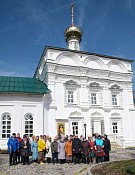 Экскурсия по храмам и монастырям города Кирова для глухих и слабослышащих