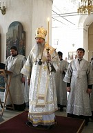 В Великую пятницу митрополит Марк возглавил Царские часы в Спасском соборе